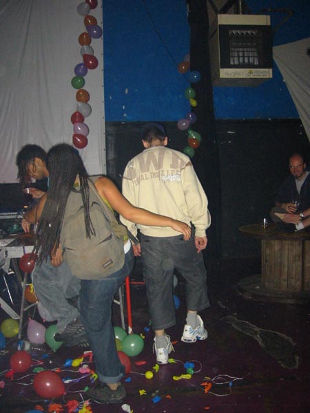 100-0099_IMG