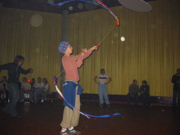 100-0046_IMG