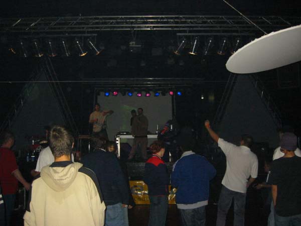 100-0080_IMG
