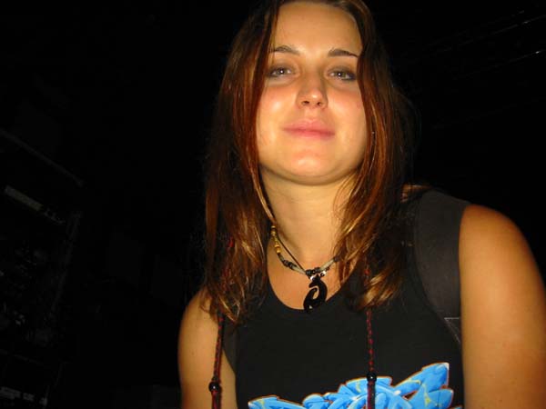 100-0096_IMG