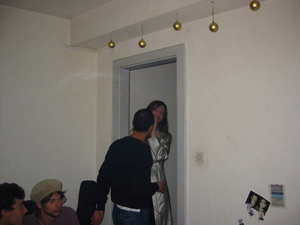 100-0032_IMG