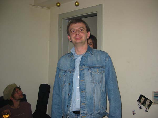 100-0034_IMG