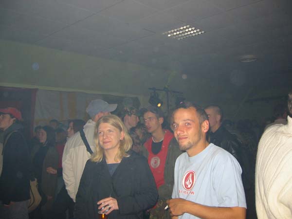 100-0016_IMG