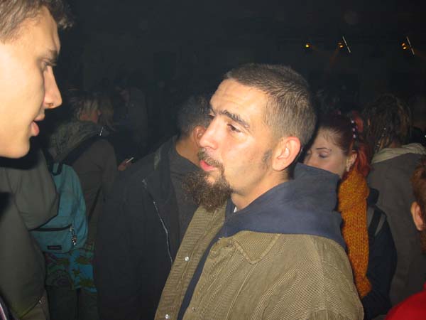 100-0044_IMG