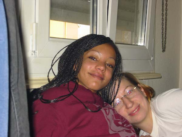 102-0218_IMG