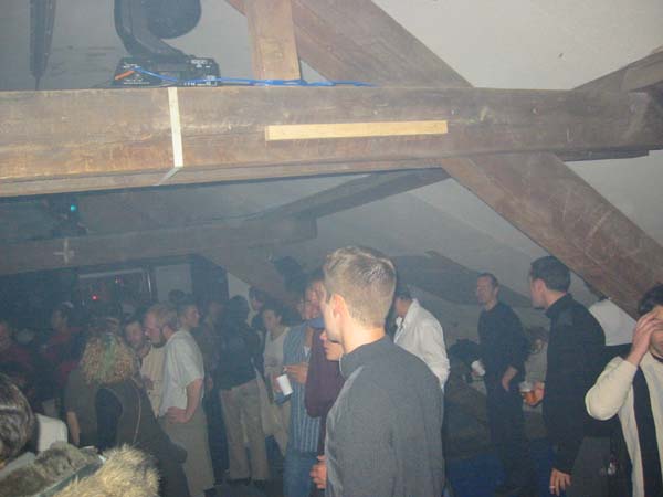100-0069_IMG