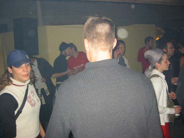 100-0079_IMG