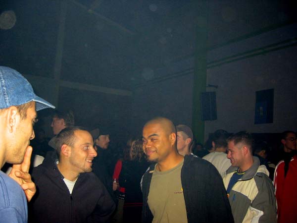 100-0016_IMG