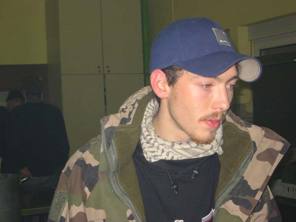 100-0069_IMG