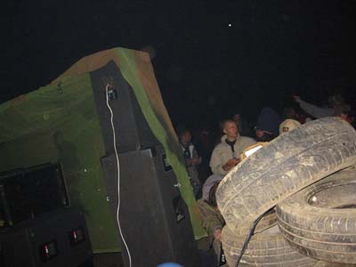 100-0023_IMG