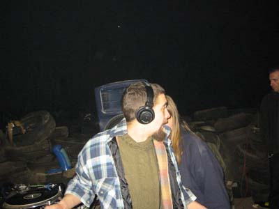 100-0027_IMG