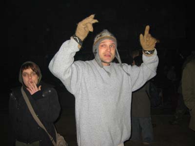 100-0043_IMG