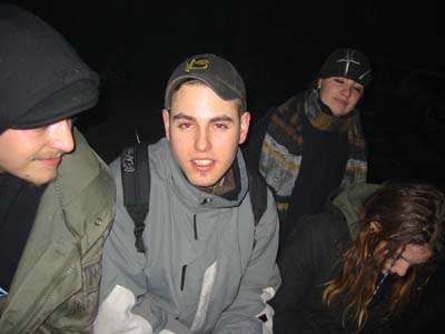 100-0051_IMG