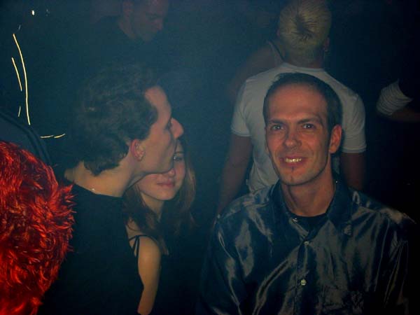 100-0083_IMG