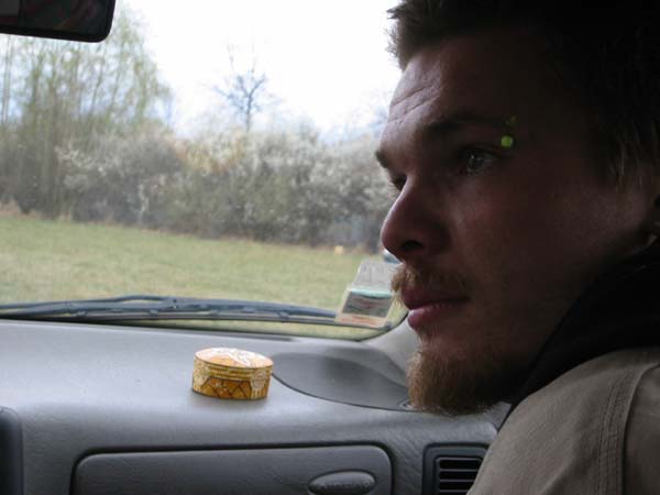 100-0094_IMG