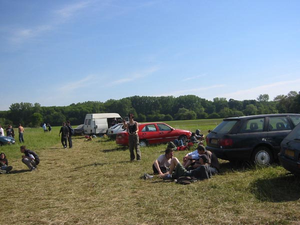 100-0084_IMG