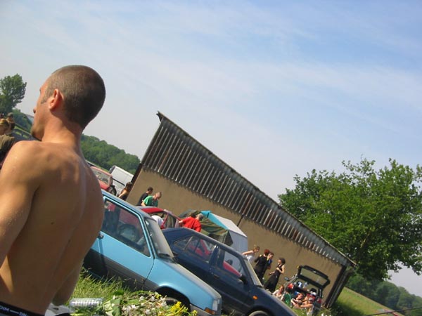 100-0089_IMG