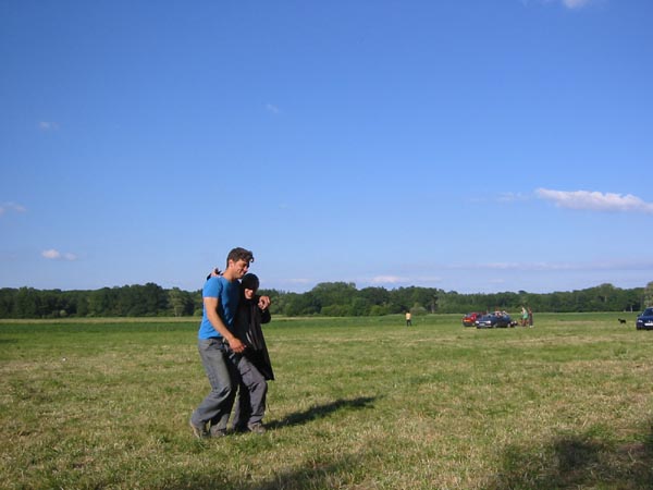 100-0076_IMG