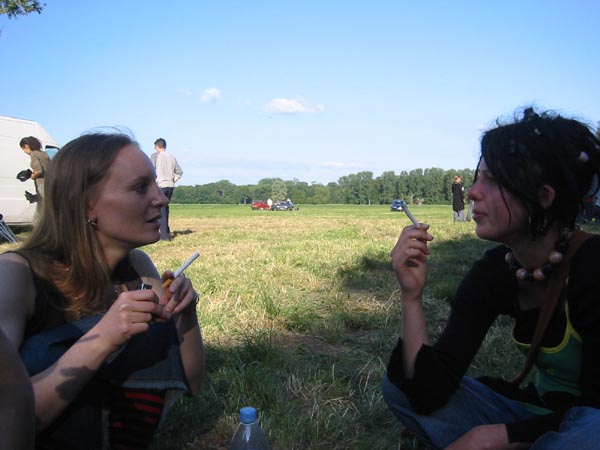 100-0087_IMG