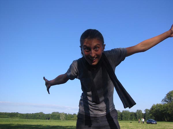 100-0089_IMG