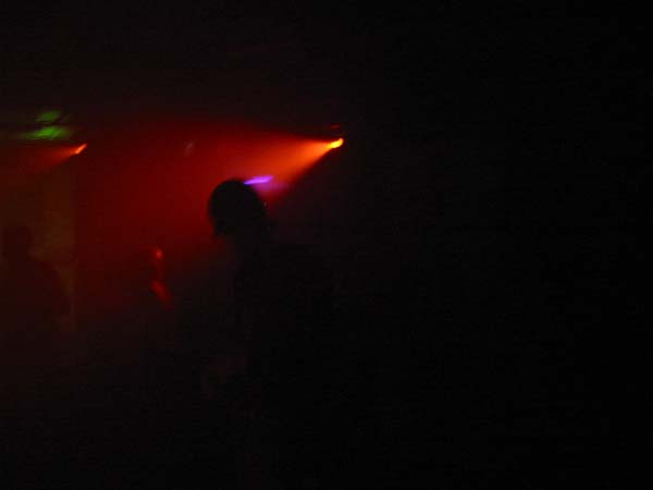 102-0253_IMG