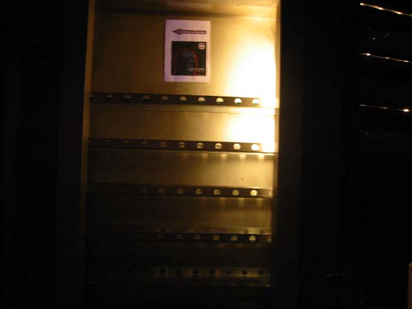 102-0263_IMG